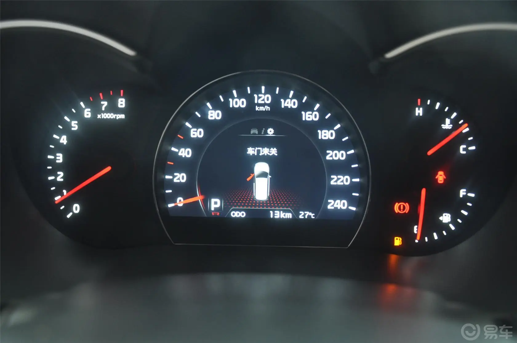 索兰托2.4L 汽油 至尊版 七座仪表盘背光显示