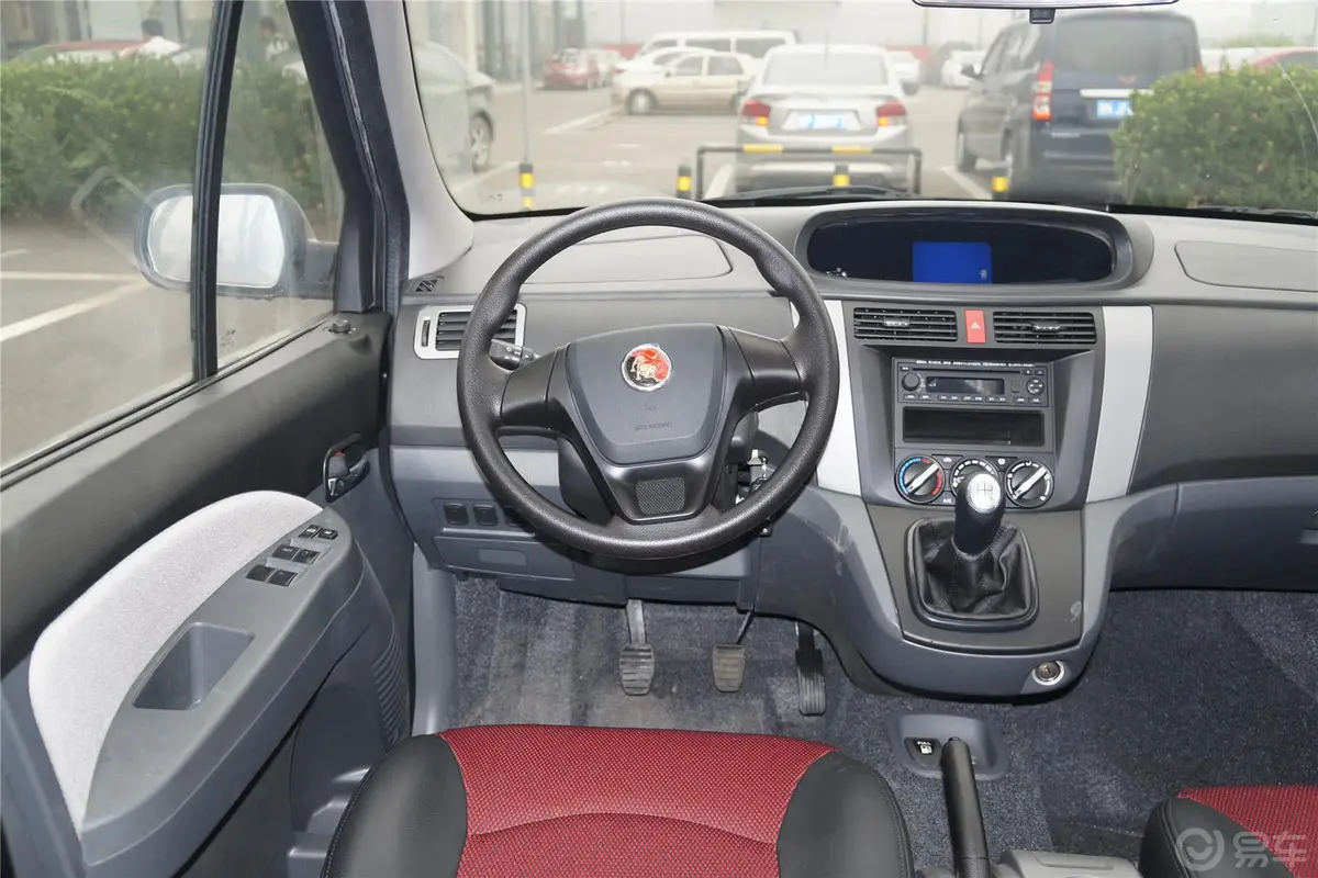 景逸LV 1.5L 手动 舒适型驾驶位区域