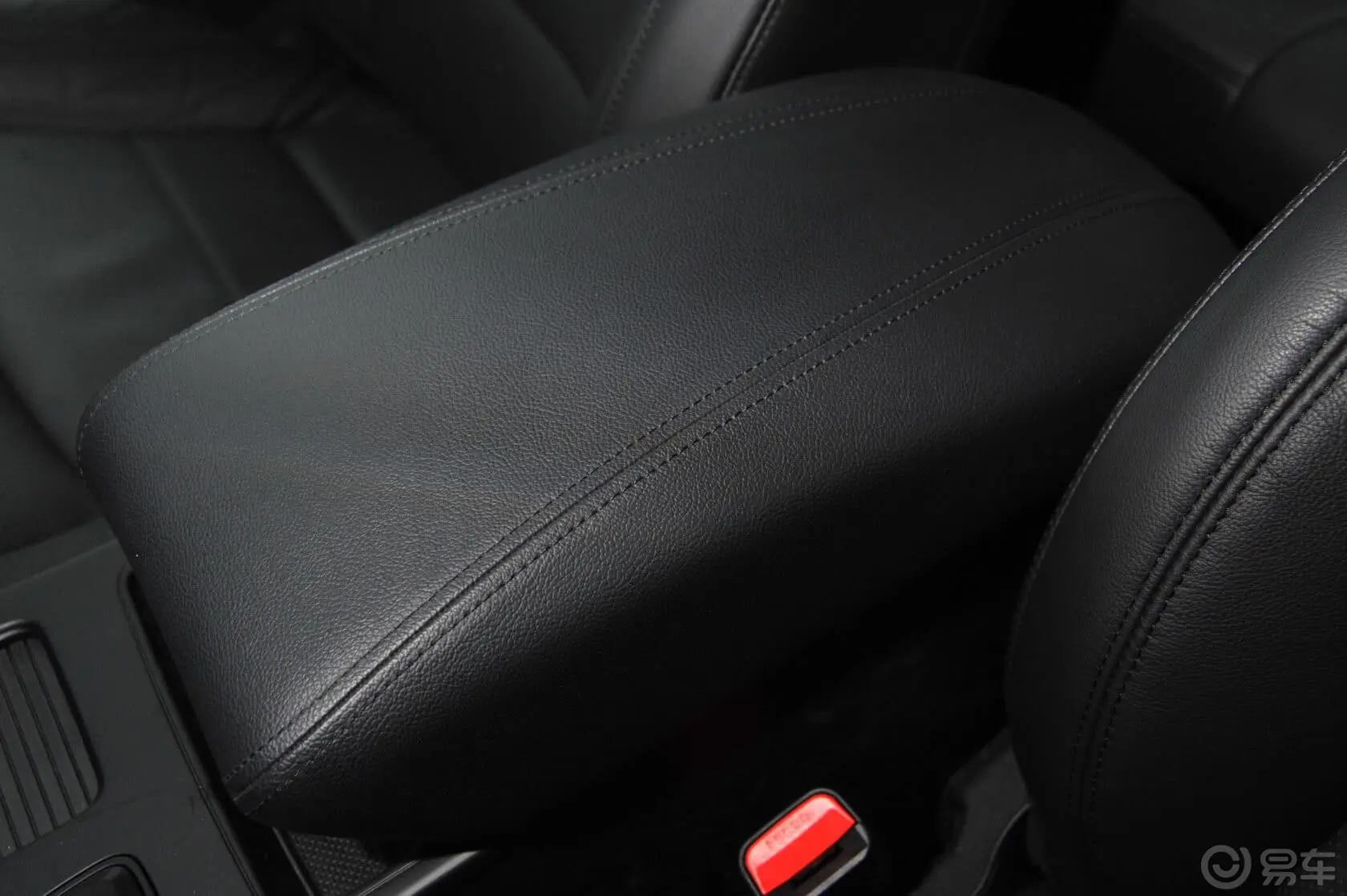 索纳塔2.0L 自动 GLS 领先版内饰