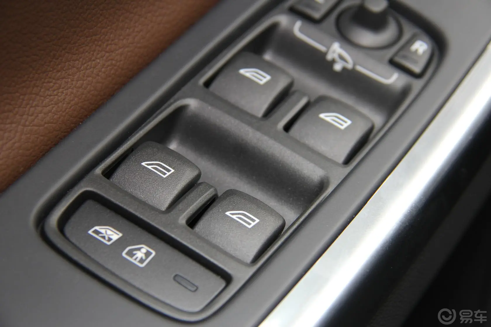 沃尔沃XC60(进口)2.0T T5 改款 智雅版车窗升降键