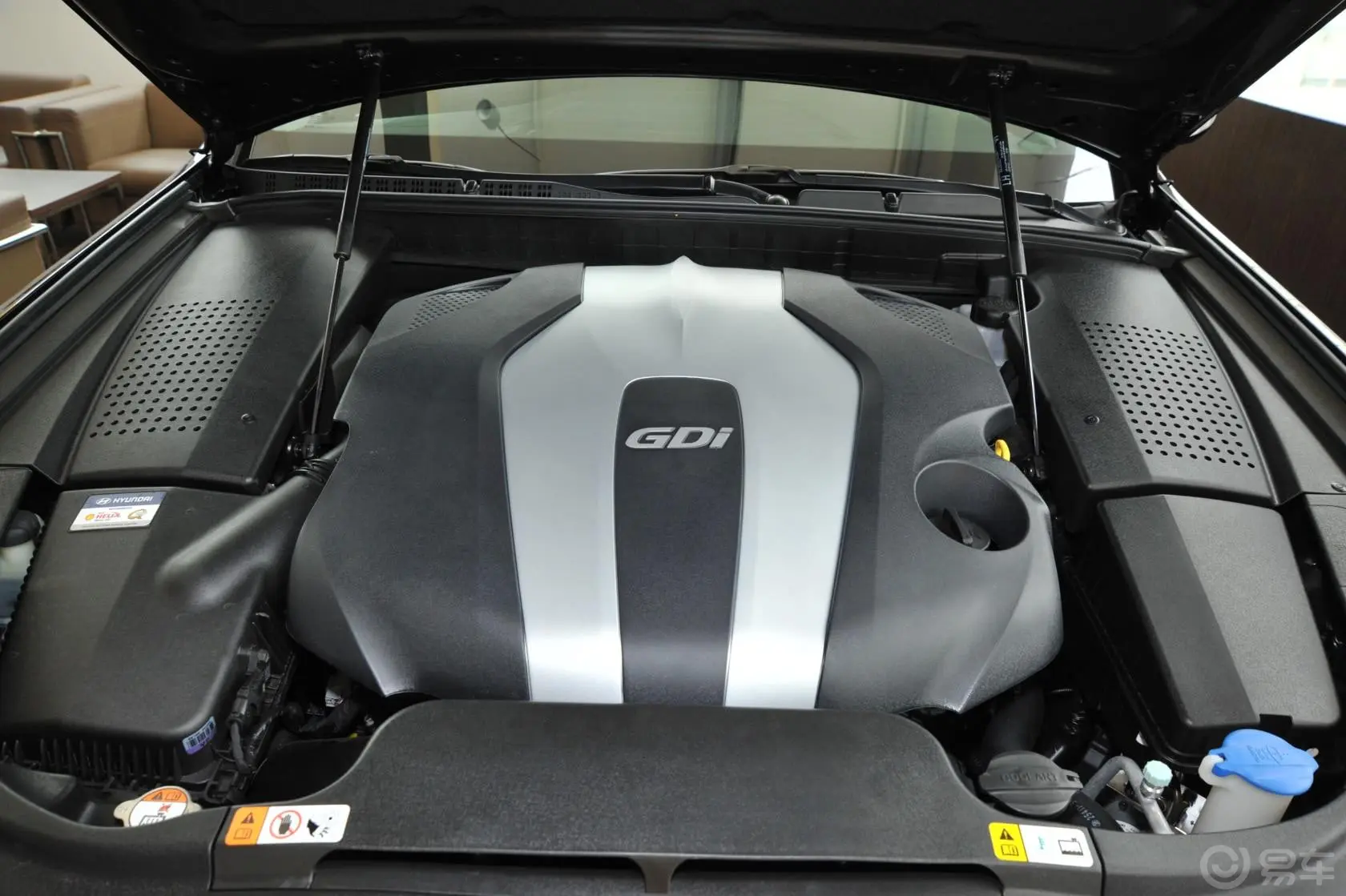 雅科仕5.0L GDi 自动 加长尊贵版发动机