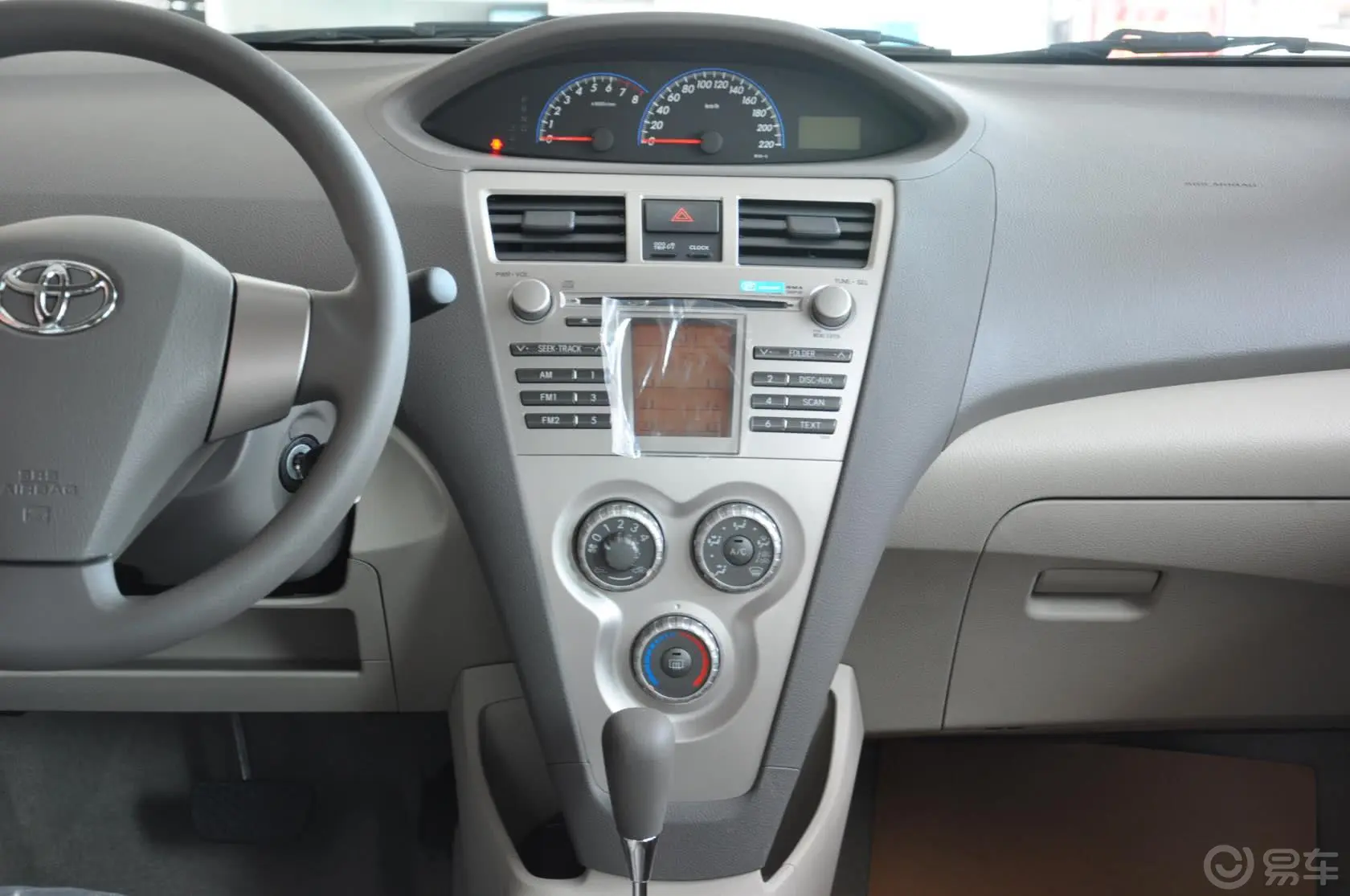 威驰1.6L GL-i 手动 型尚天窗版中控台整体