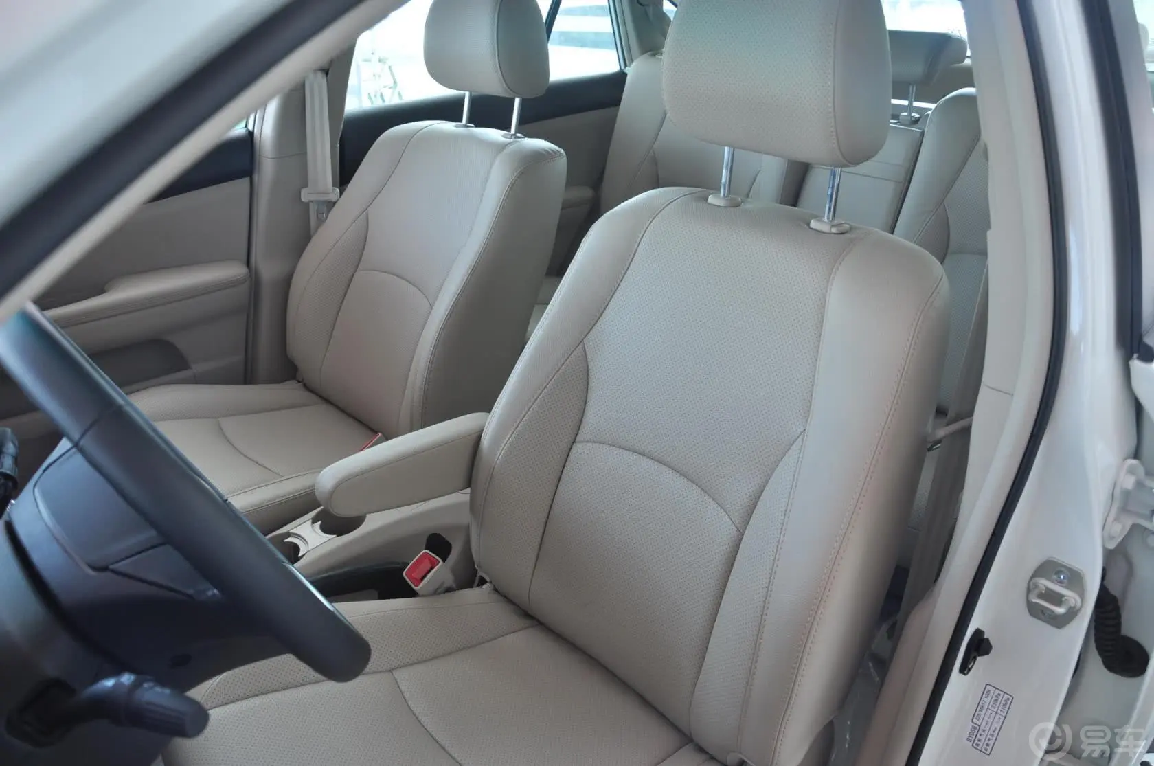 比亚迪S62.4L 自动 精英型 劲悦版驾驶员座椅