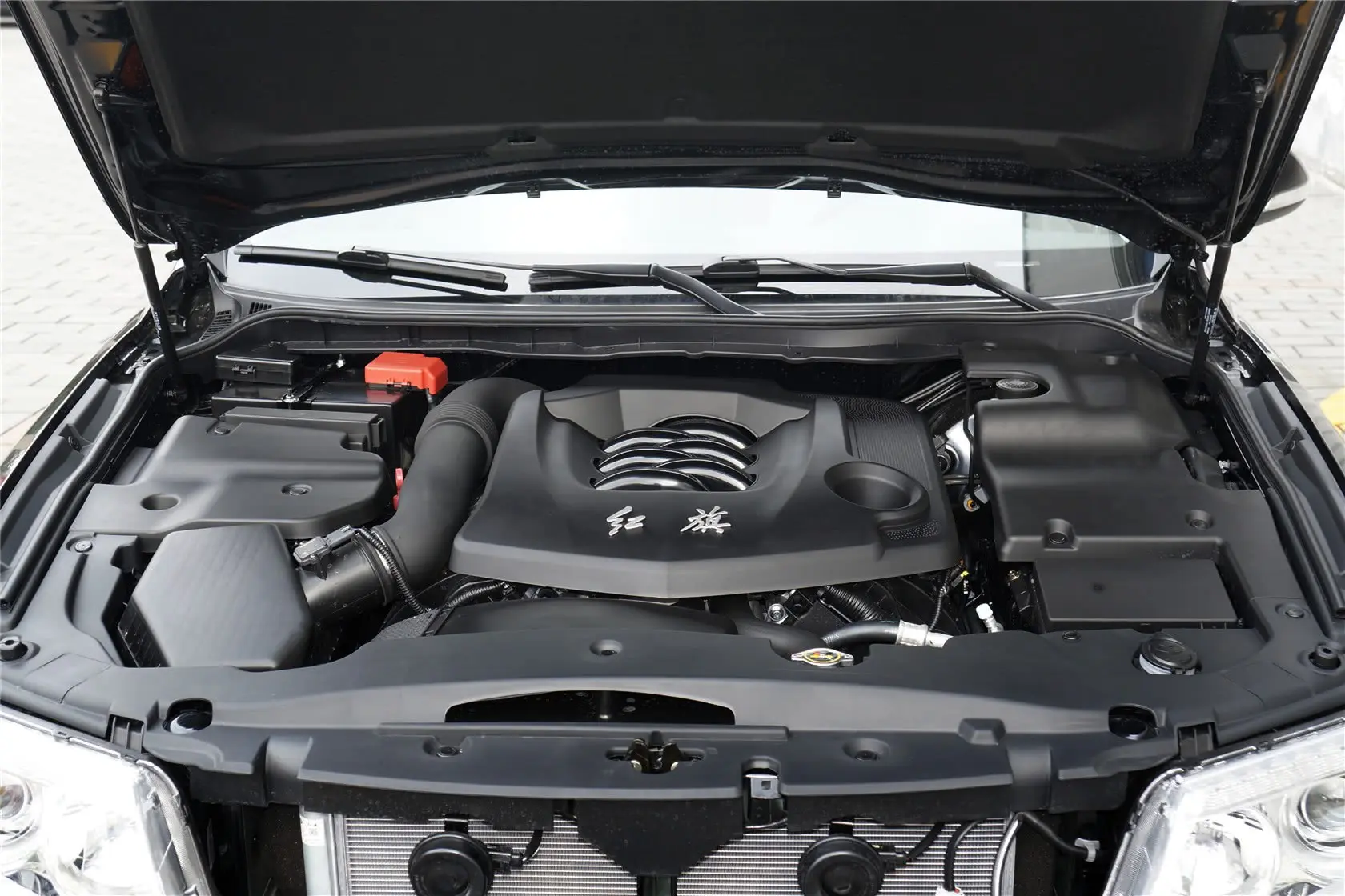 红旗H73.0L 自动 豪华型发动机