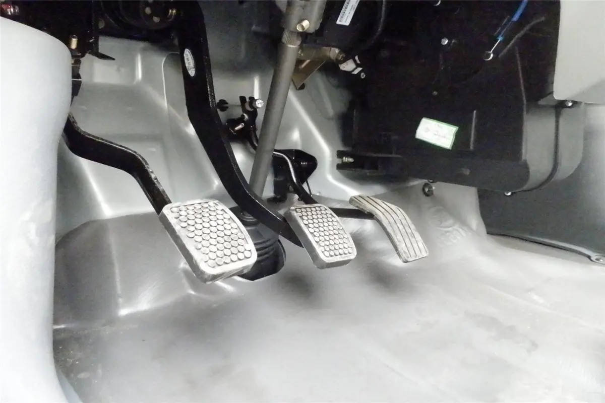 福瑞达CH1021K1 双排 STD脚踏板