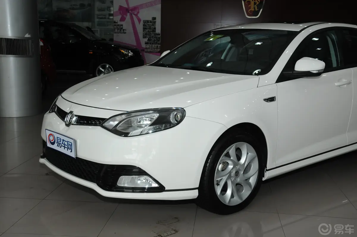 MG6掀背 1.8T TST 性能版车头局部