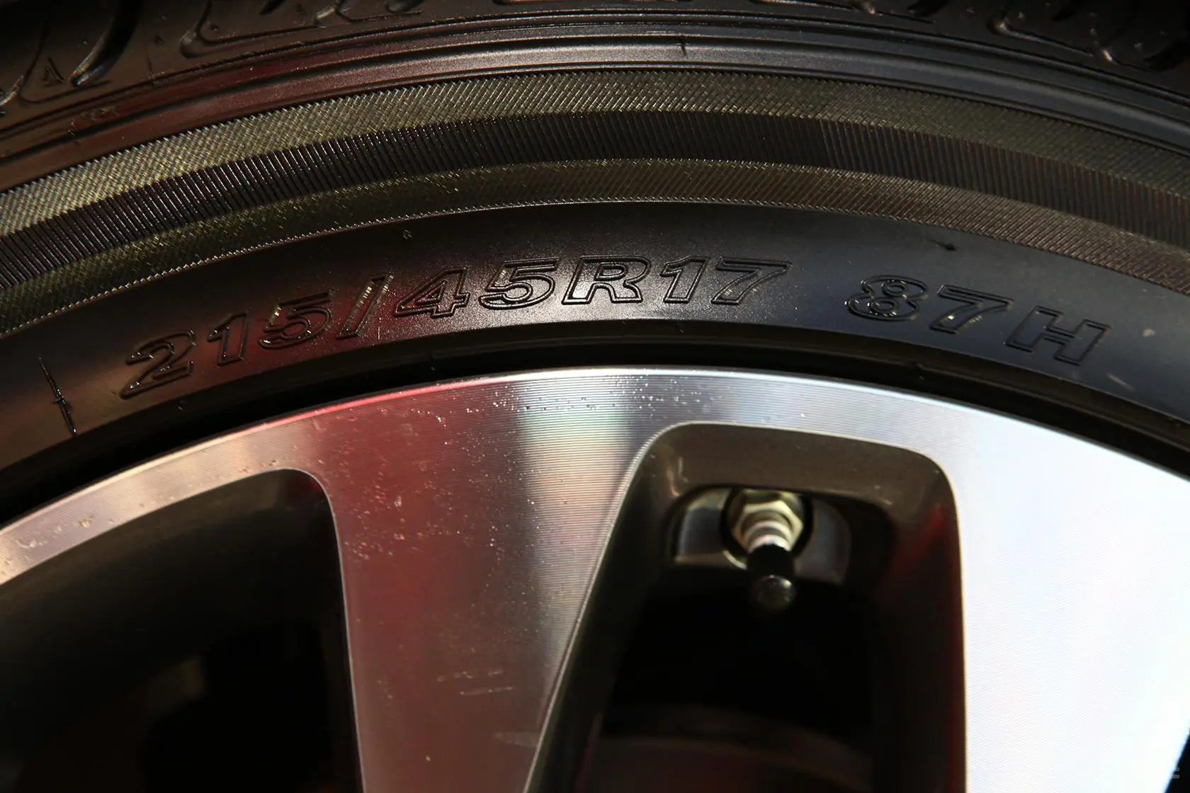 起亚K31.6L 自动 GLS轮胎规格