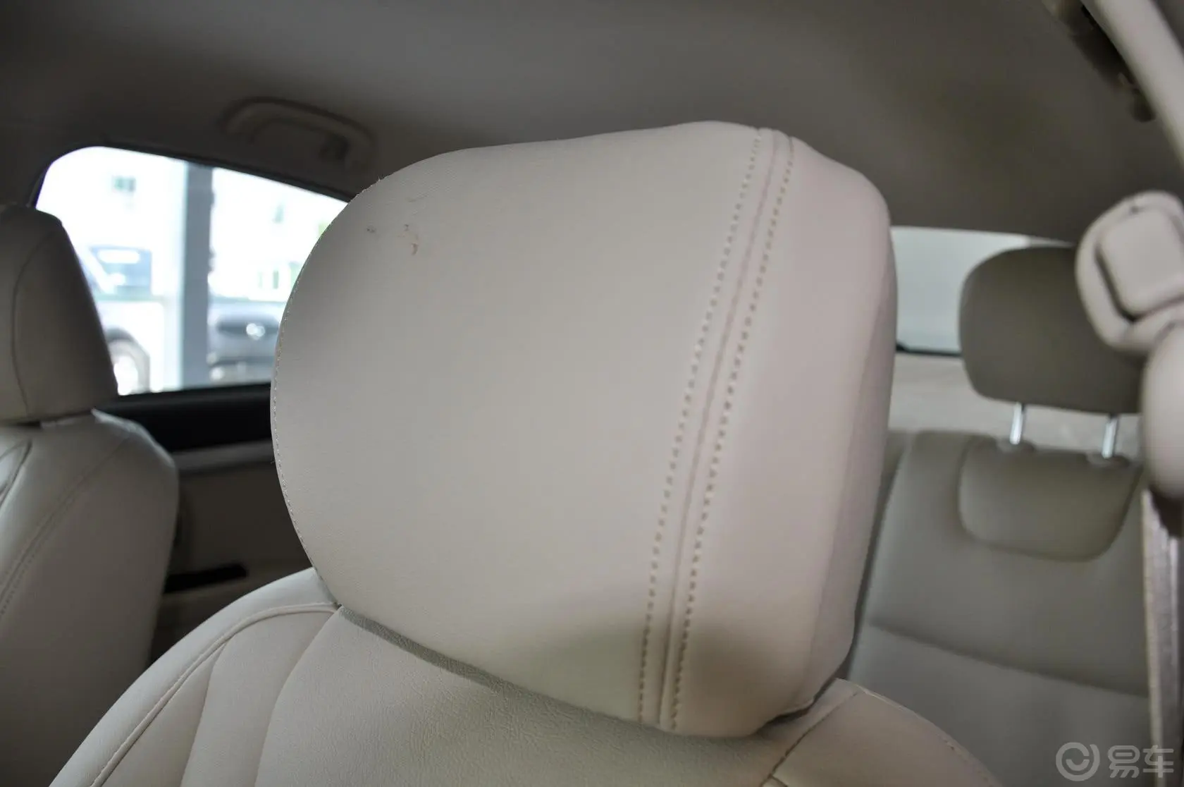 莲花L5Sportback 1.8L 自动 精智版驾驶员头枕