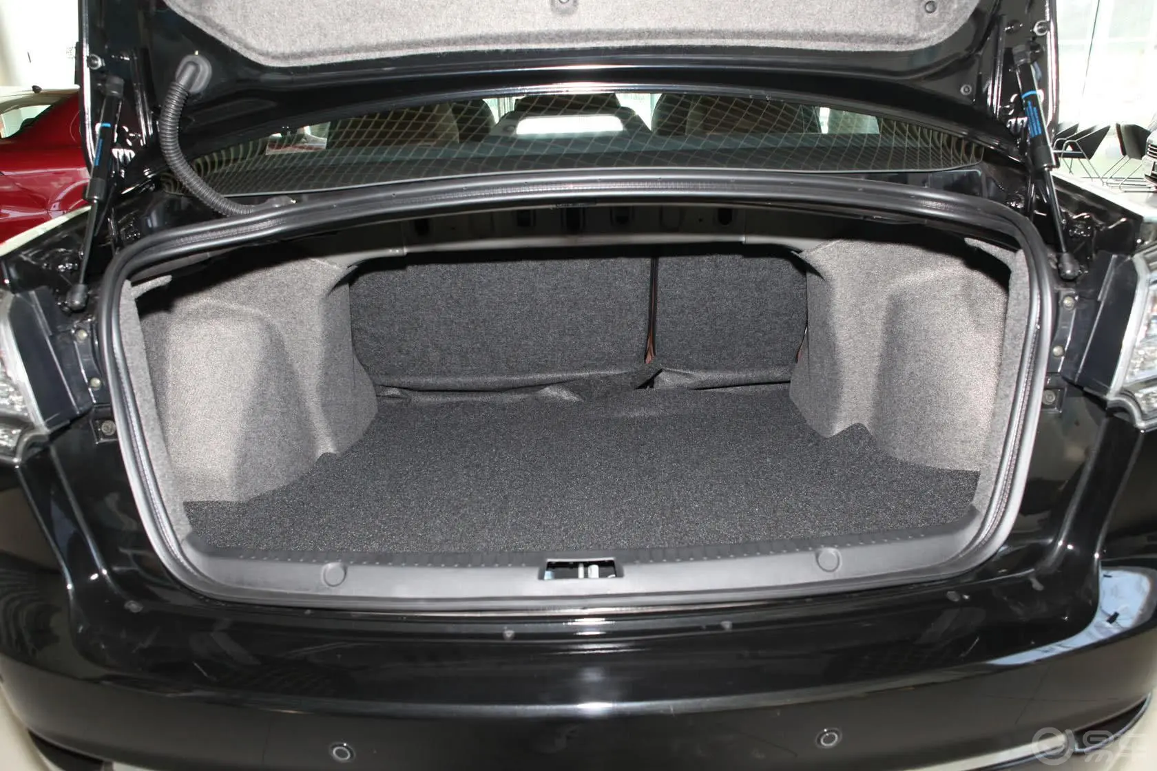 风迪思1.6L MT 舒适型行李箱空间