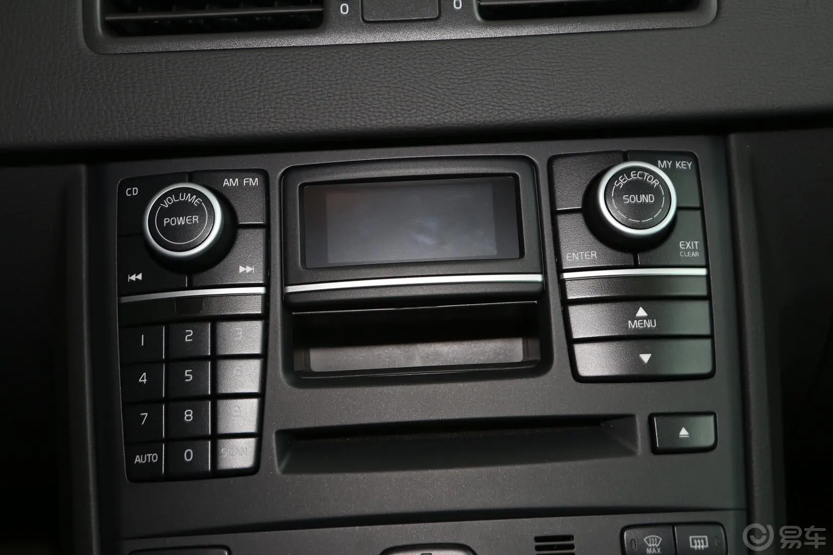 沃尔沃XC902.5T T5 豪华版音响