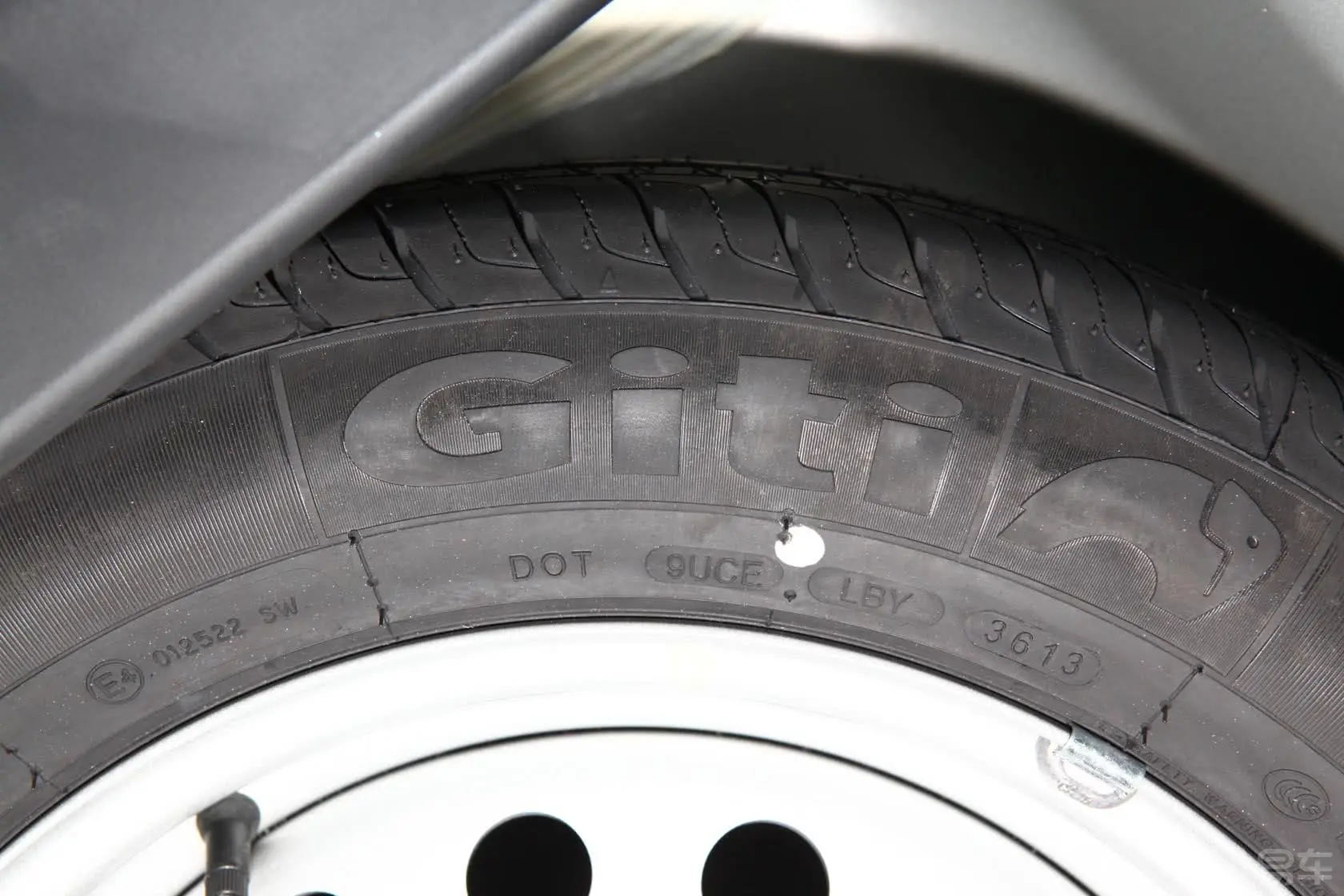 吉利GC71.5L 手动 舒适型备胎品牌