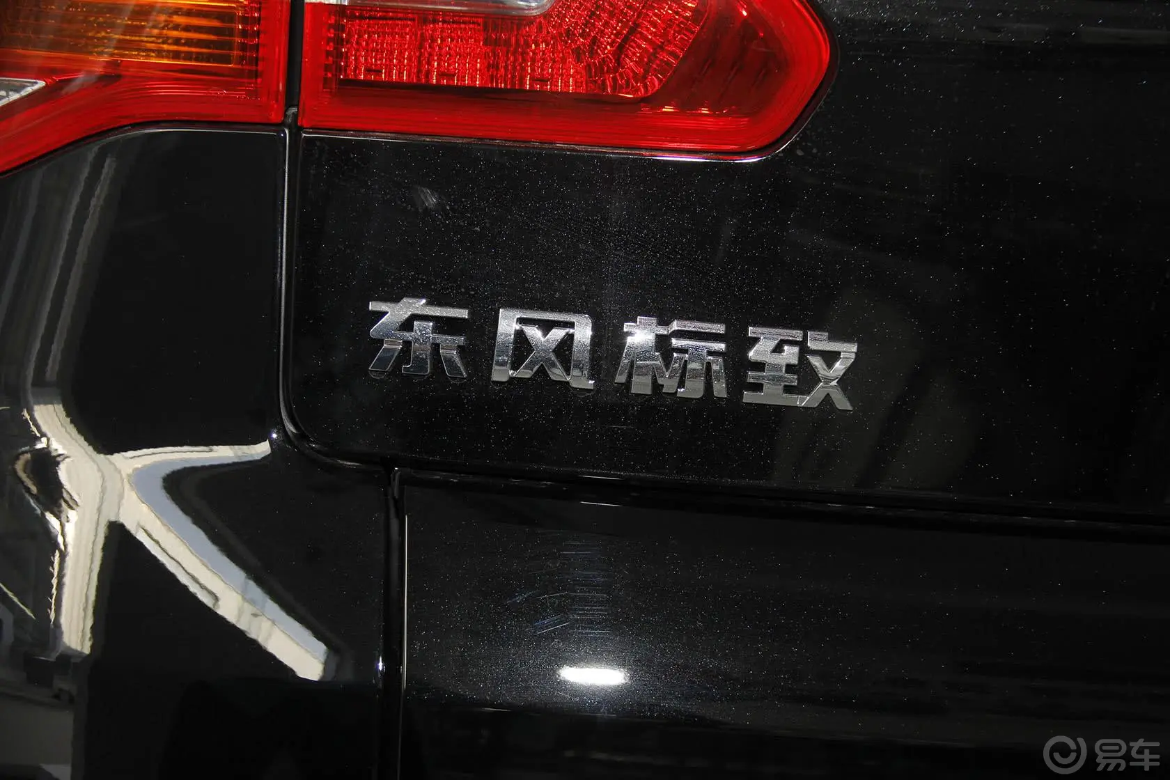 标致30082.0L 自动 潮流版尾标