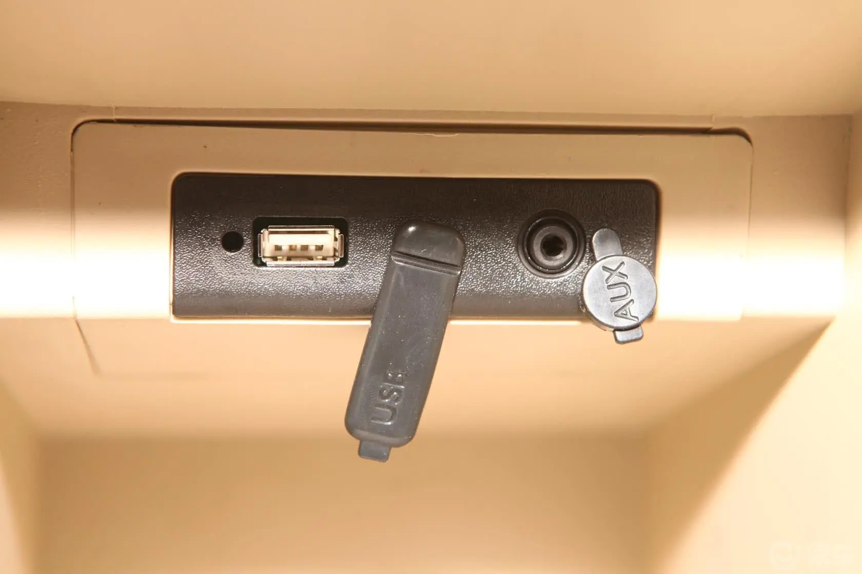 比亚迪G31.5L 手动 标准型USB接口