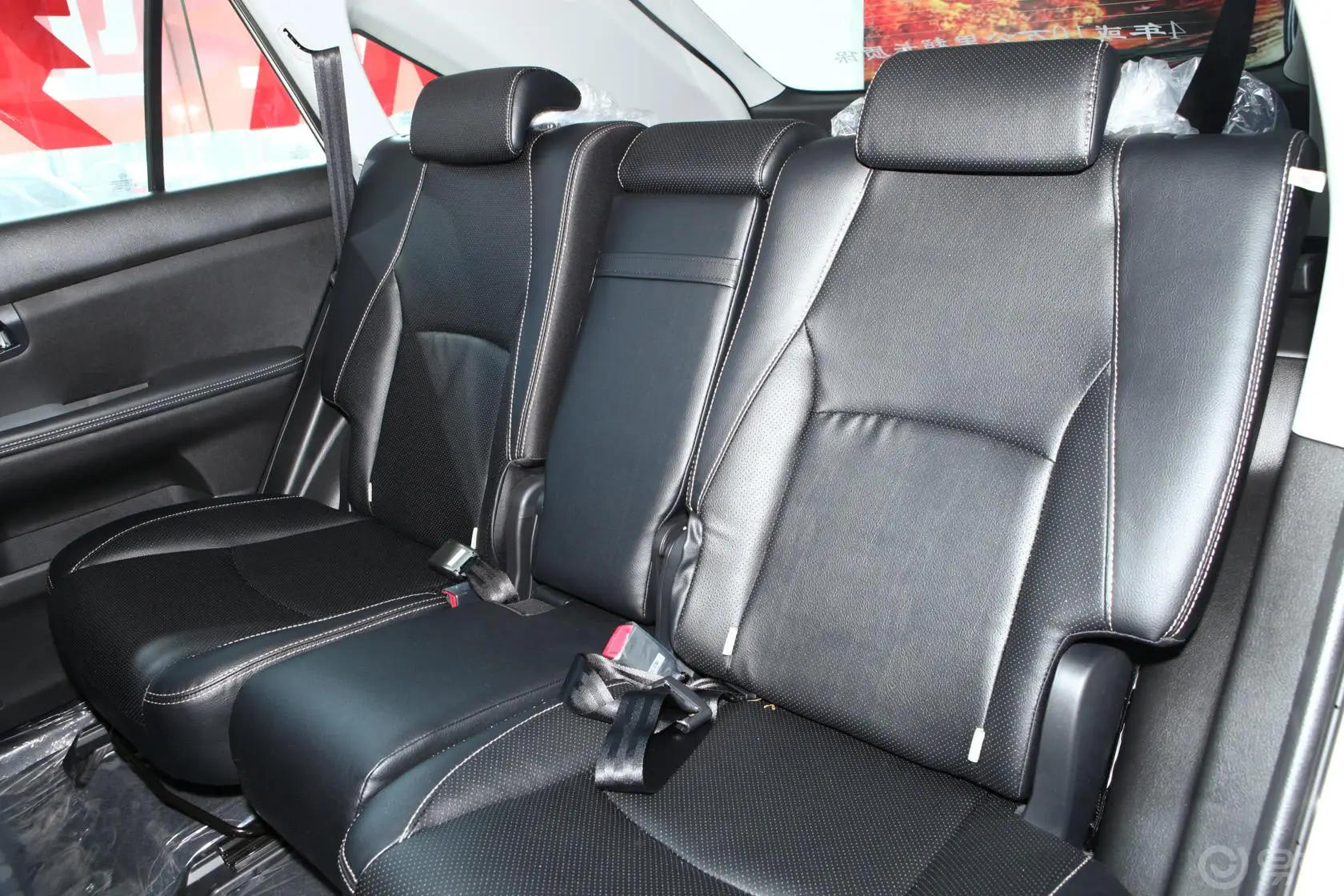 比亚迪S62.4L 手动 精英型 白金版后排座椅