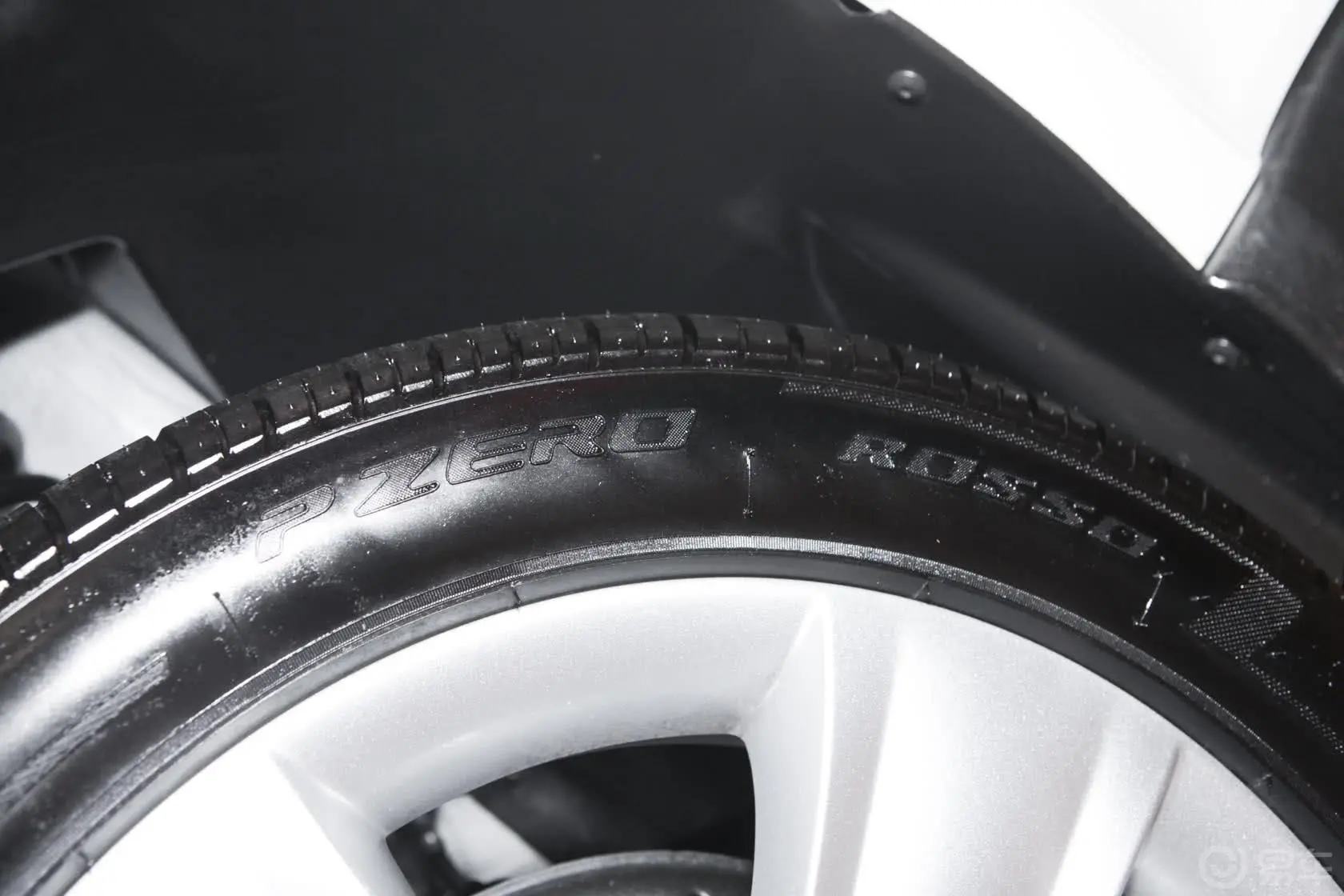 Yeti(进口)1.8L 双离合 尊享版轮胎规格