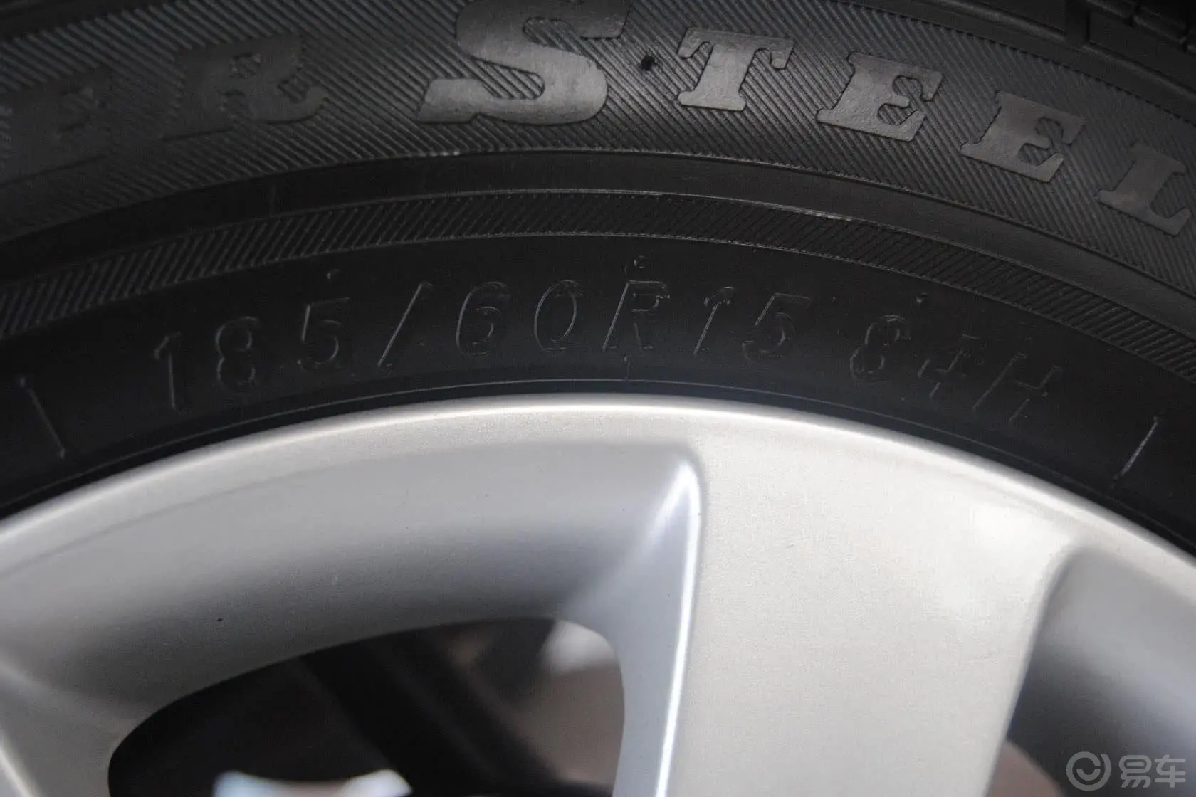 派喜1.4L VVT 手动 尊贵型轮胎规格