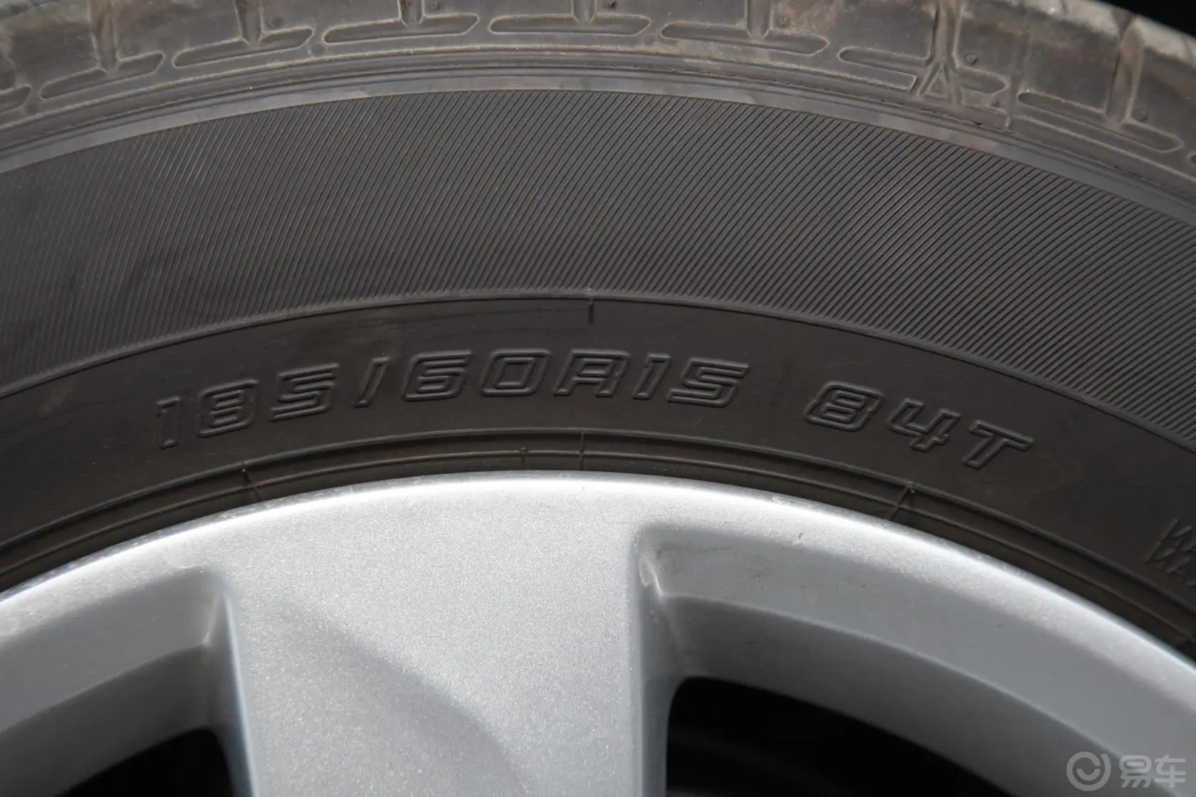 桑塔纳1.4L 手动 舒适版轮胎规格