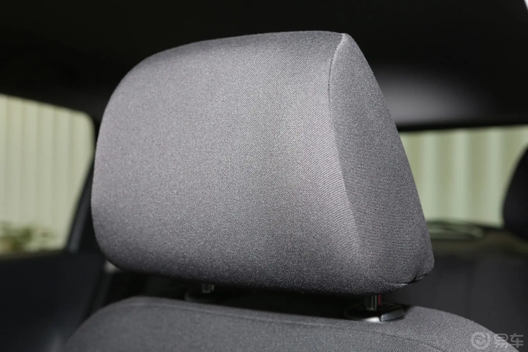 Polo1.4L 手动 舒适版驾驶员头枕