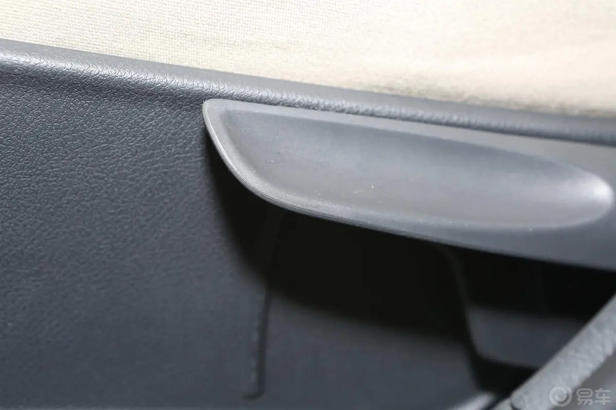 Polo1.4L 手动 舒适版座椅调节键