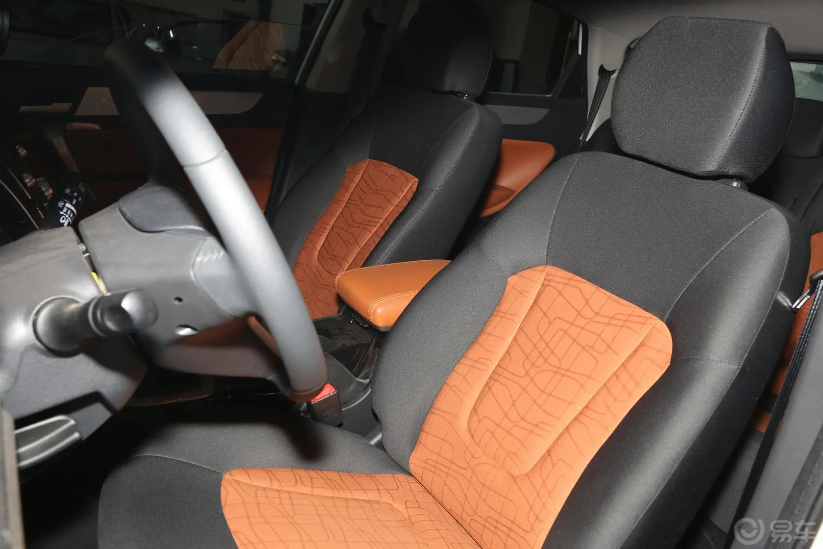 瑞风S52.0T 手动 尊享版驾驶员座椅