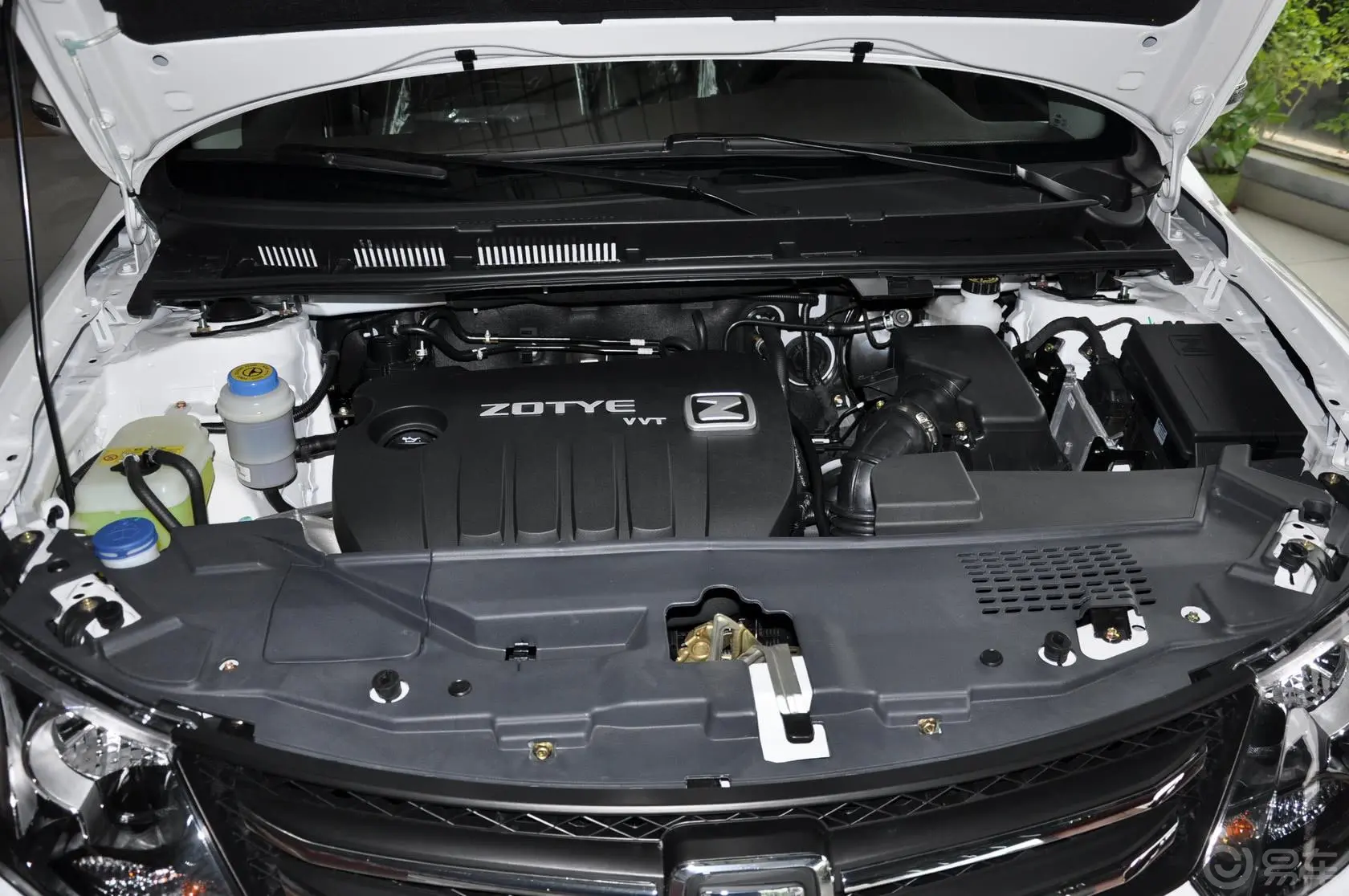 众泰Z3001.5L 都市版 手动 豪华型发动机