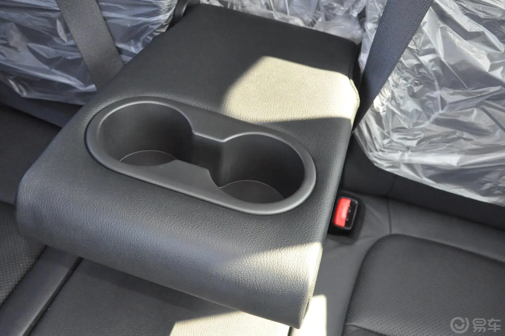 马自达CX-52.5L 自动 四驱 豪华型后排扶手