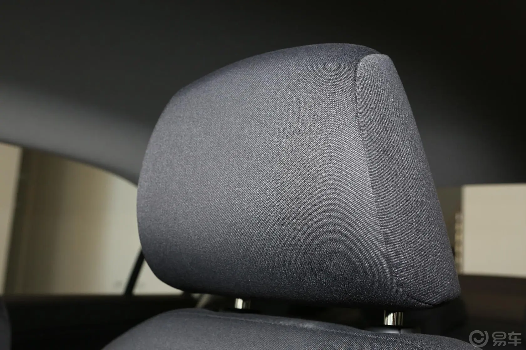 桑塔纳1.6L 自动 舒适版驾驶员头枕