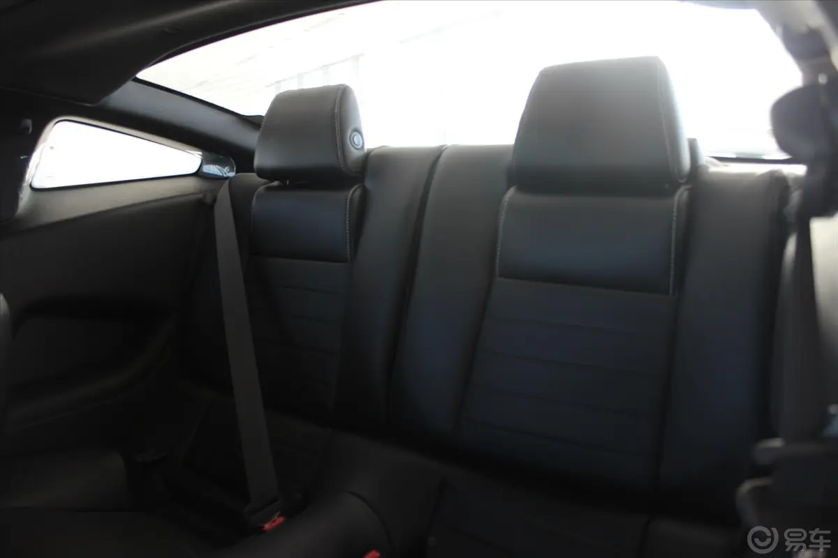 Mustang5.0L 自动 GT后排座椅