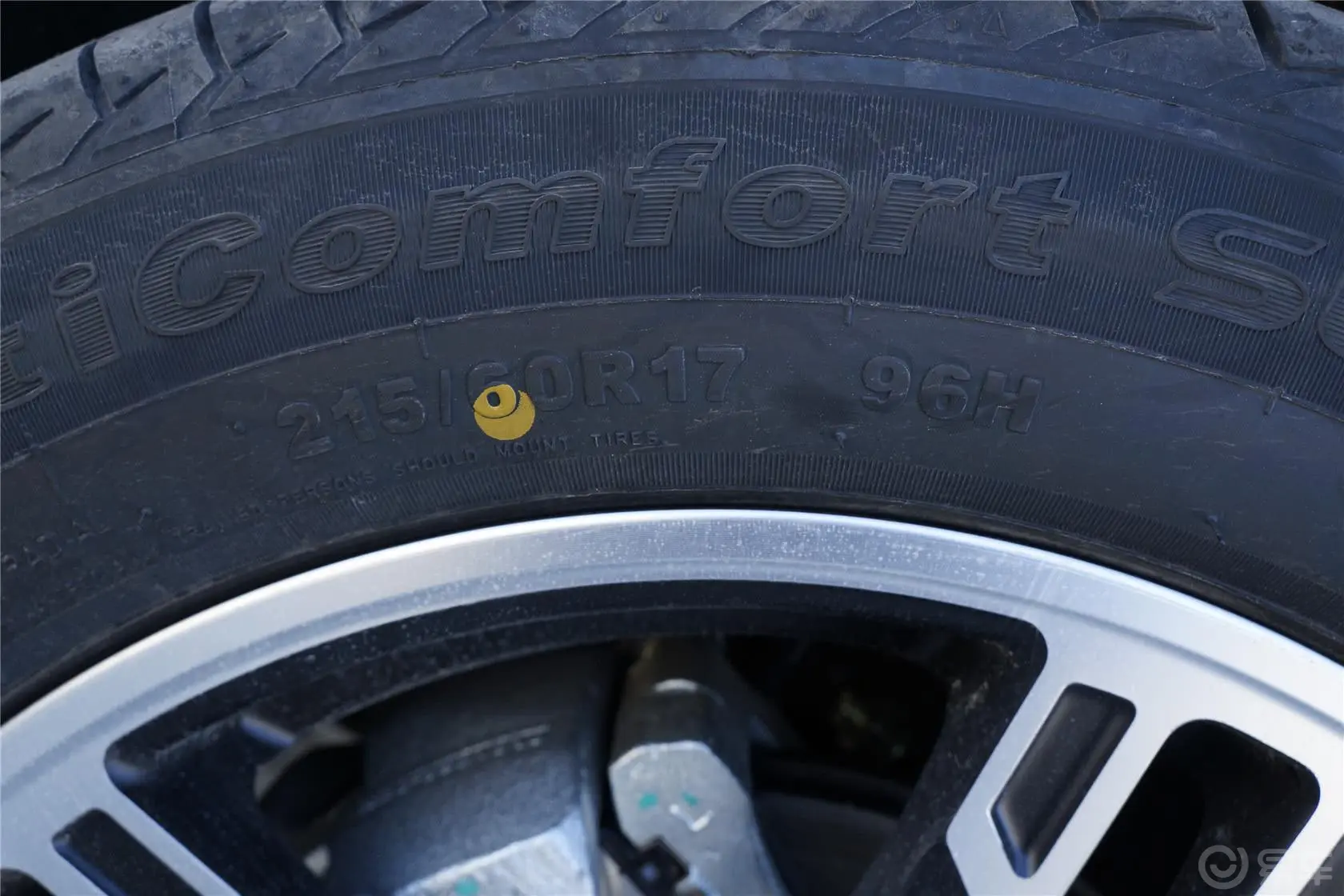 景逸X5X5 1.8T 手动 尊贵型轮胎规格