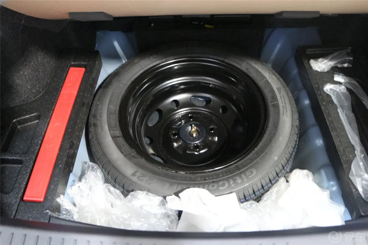 海马M31.5L 手动 标准型备胎