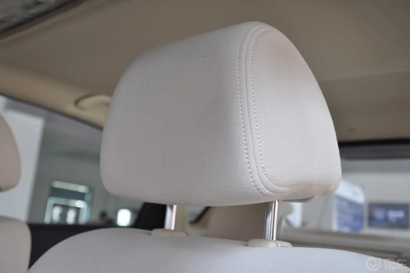 骏捷FSV1.5L 自动 豪华型 新锐版驾驶员头枕