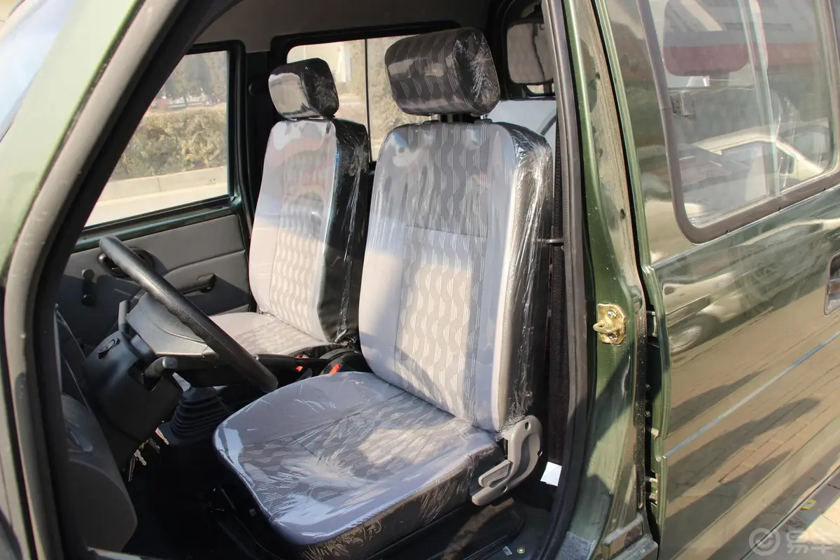 东风小康V221.3L 手动 不带护栏型驾驶员座椅