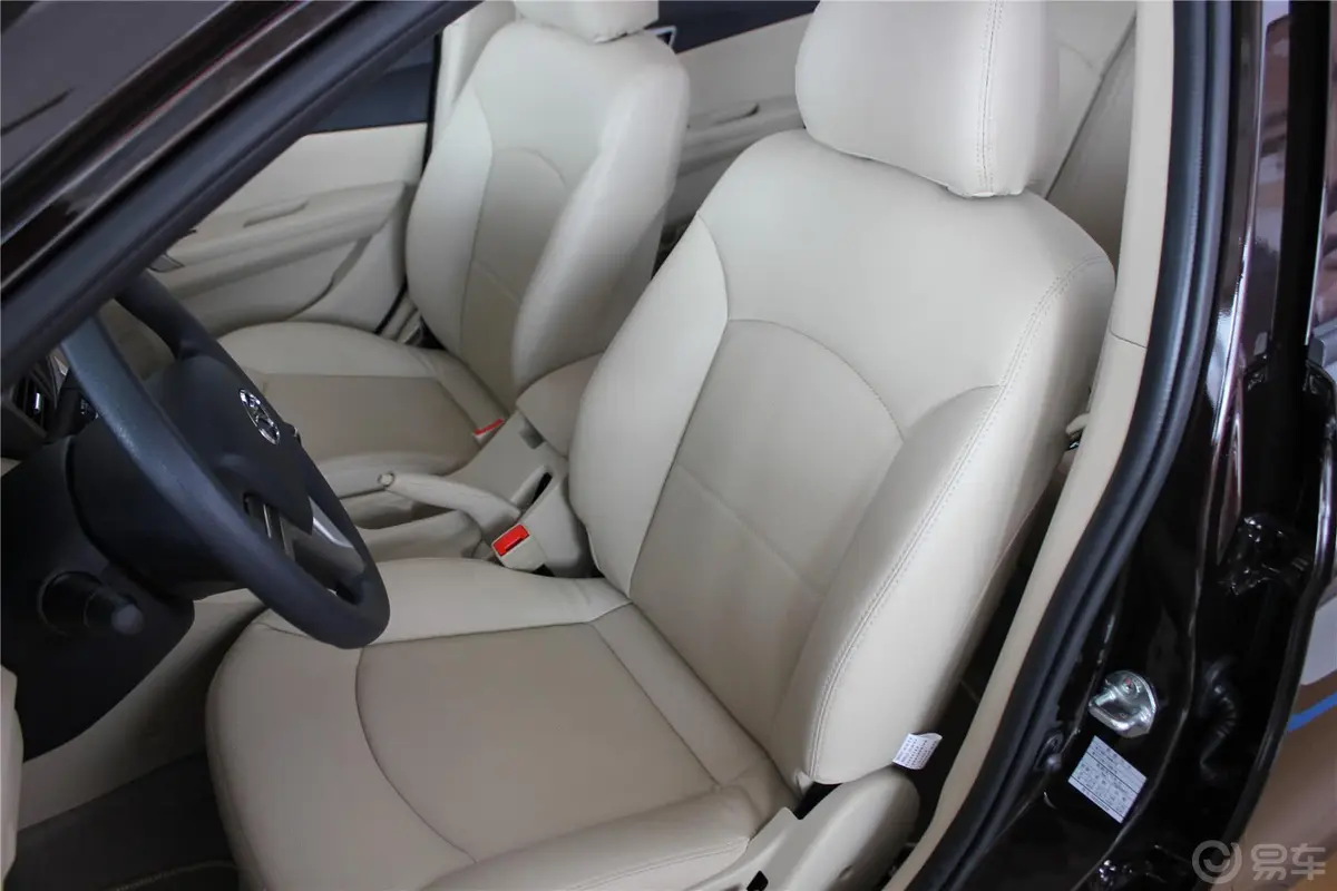 V5菱致1.5L 手动 舒适型驾驶员座椅