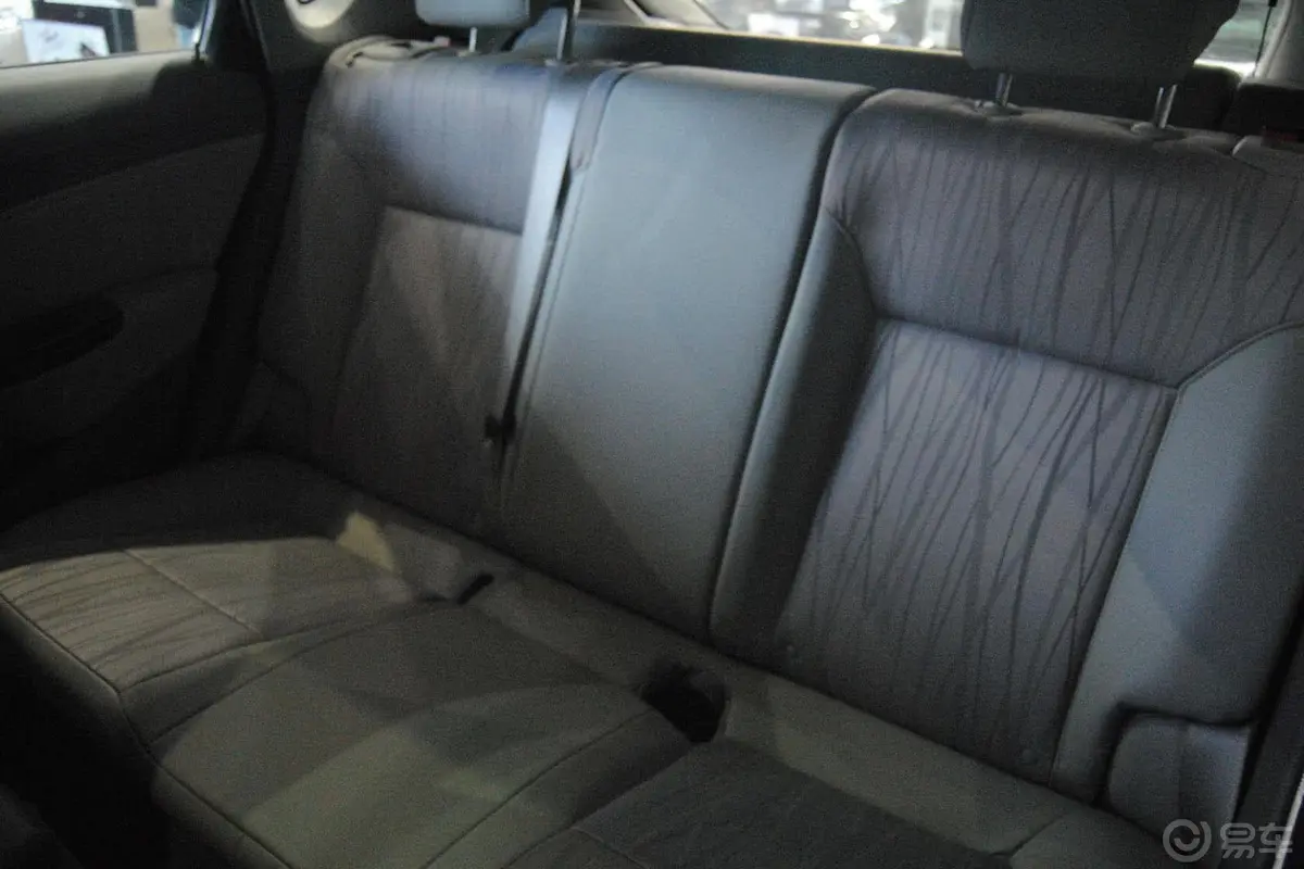 英朗XT 1.6L 自动 舒适版后排座椅