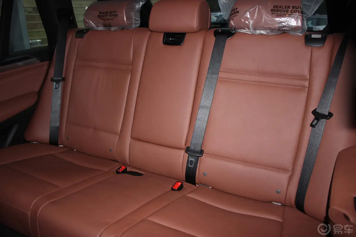 宝马X5(进口)xDrive35i 臻享版后排座椅