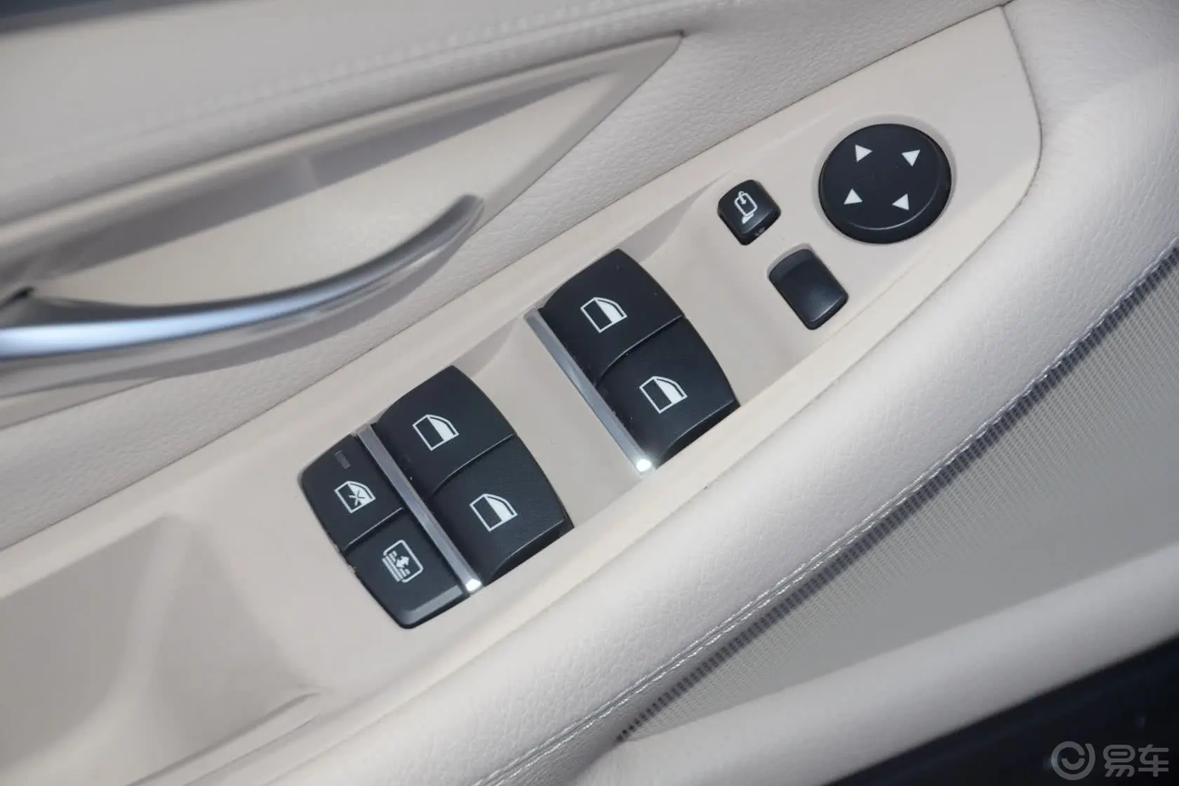 宝马5系(进口)535i 豪华运动型车窗升降键