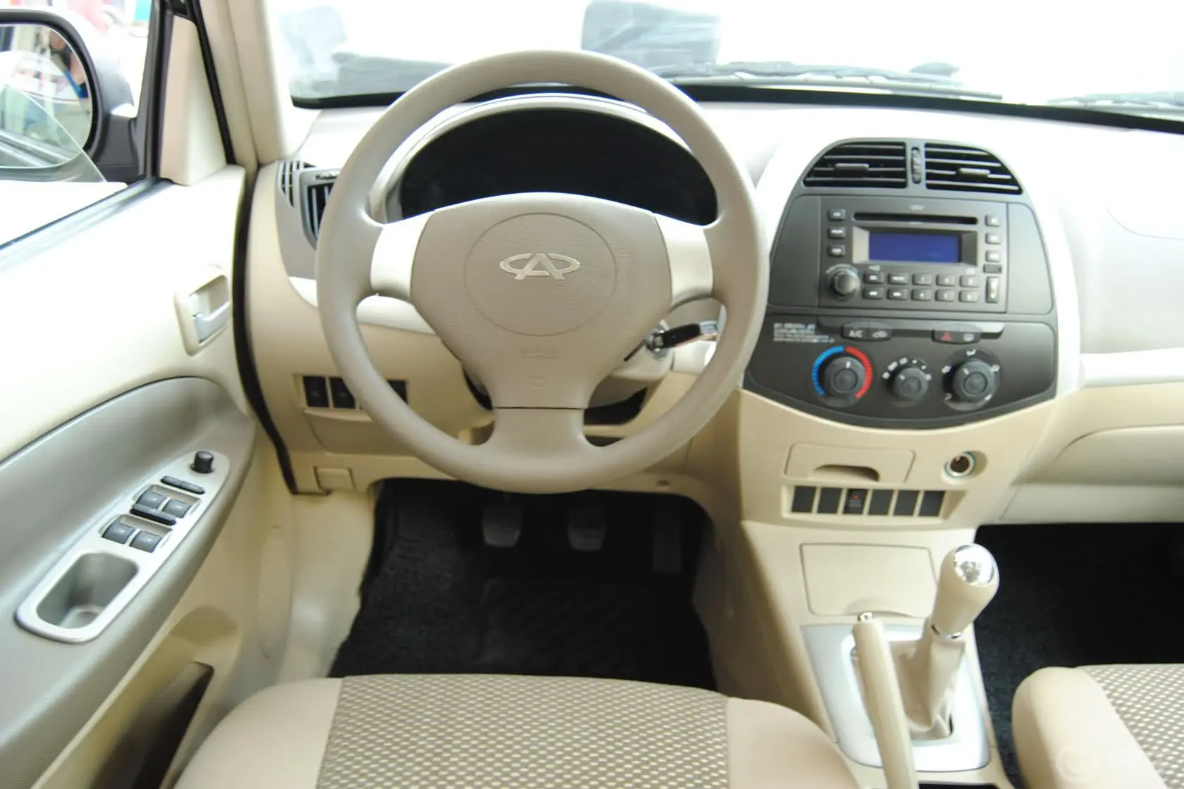 瑞虎经典版 1.6L 手动 舒适型驾驶位区域