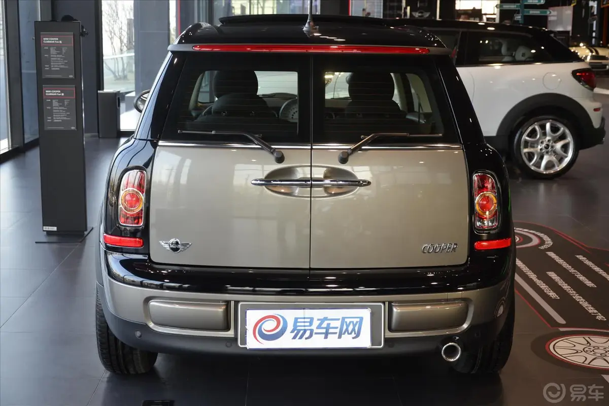 MINI CLUBMANCOOPER Fun正后水平