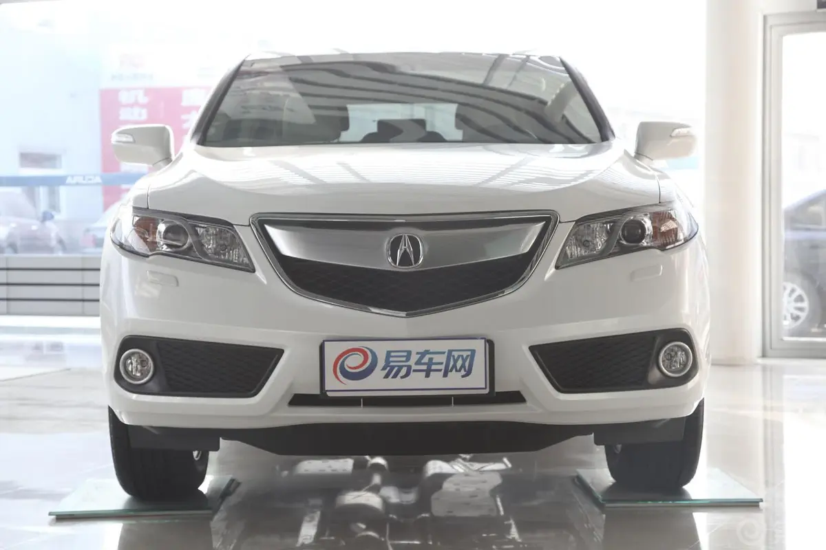 讴歌RDX(进口)3.0L 精英版正前水平