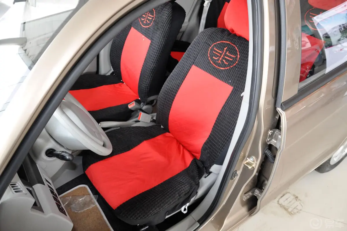 夏利N51.3L 手动 标准型驾驶员座椅