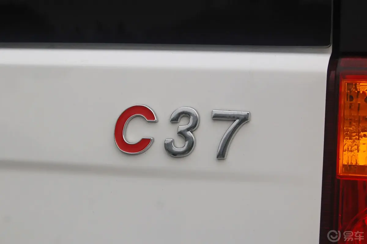 东风小康C37C37 精典型尾标