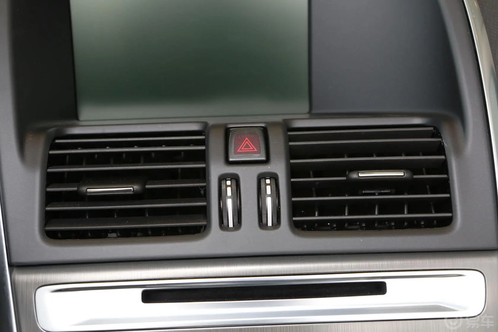 沃尔沃XC60(进口)3.0T T6 智雅版前出风口
