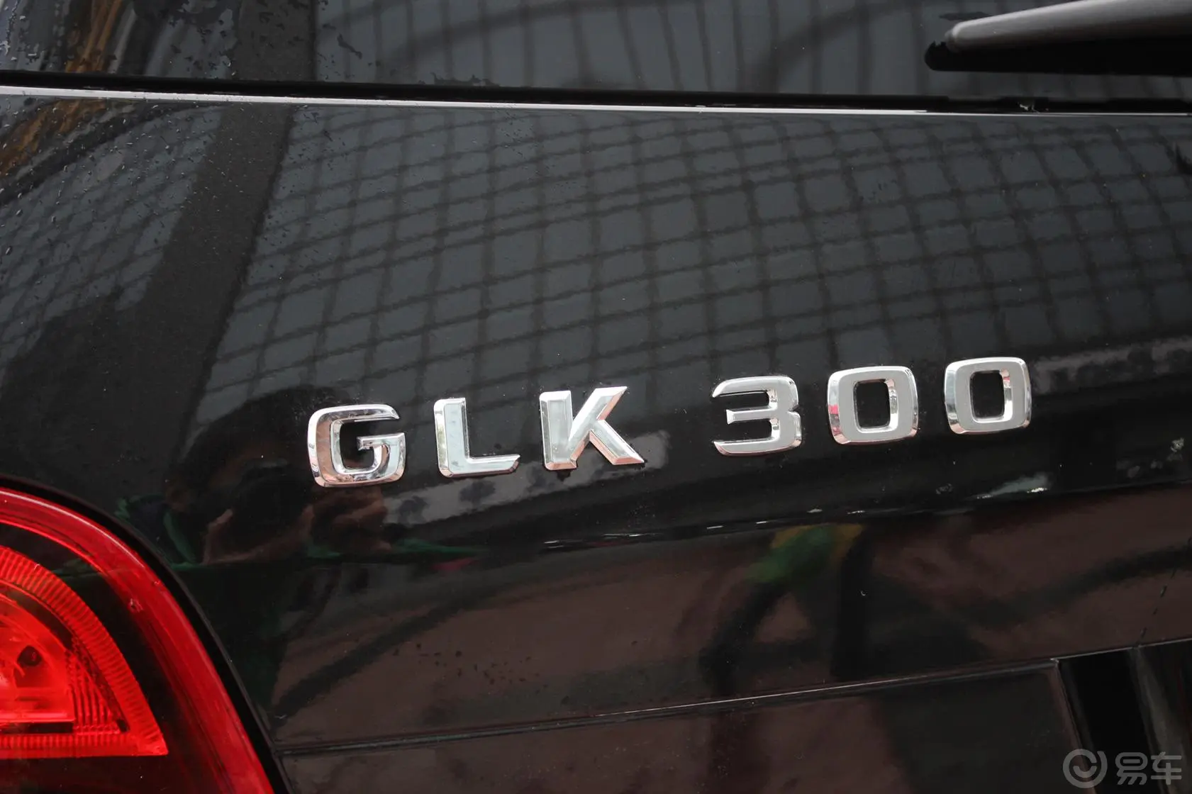 奔驰GLK级GLK 300 3.0L 自动 豪华型尾标