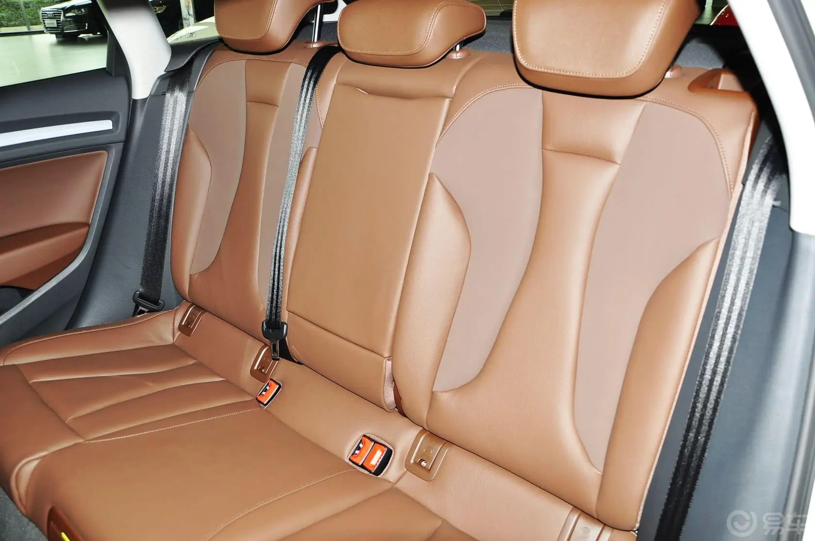 奥迪A3(进口)Sportback 40 TFSI S line 豪华型后排座椅