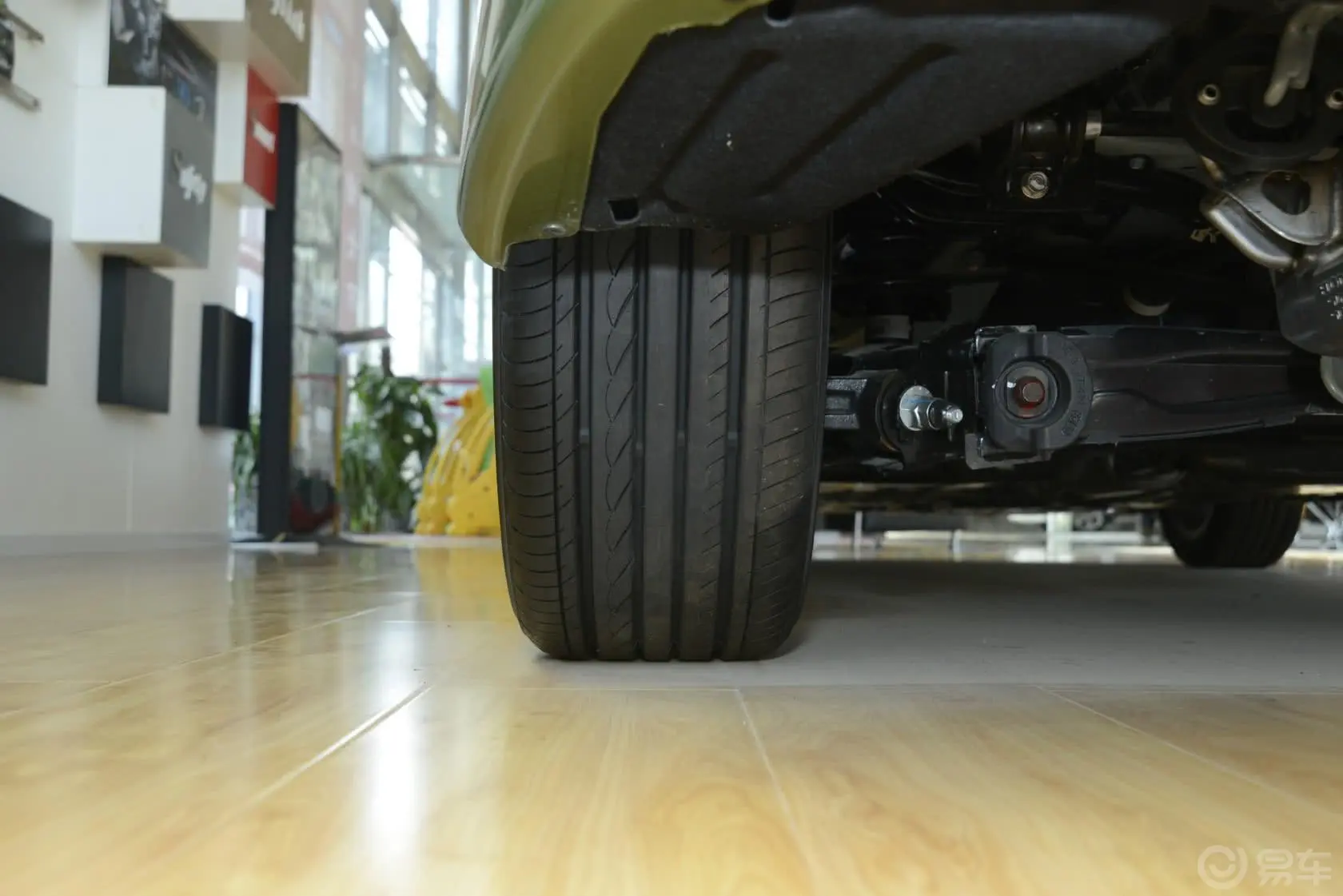 杰德1.8L CVT 豪华尊享型（五座）轮胎花纹