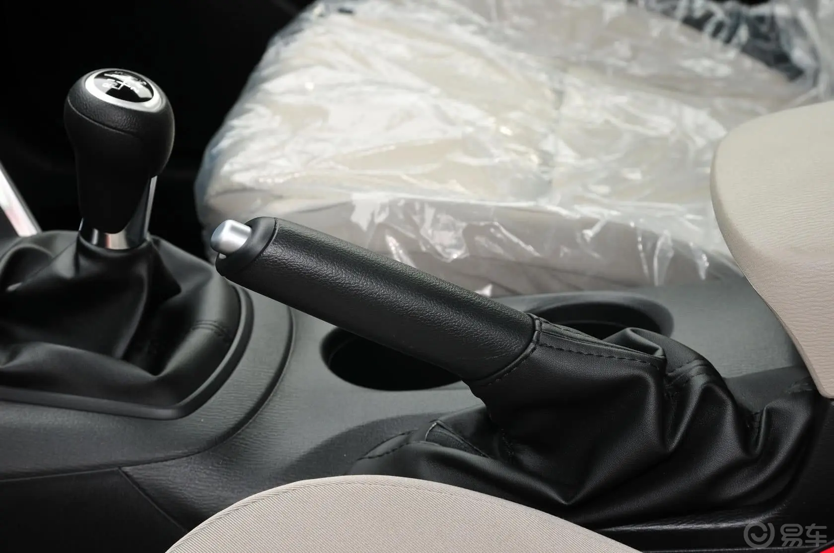 马自达CX-52.0L 手动 两驱 舒适型驻车制动（手刹，电子，脚刹）