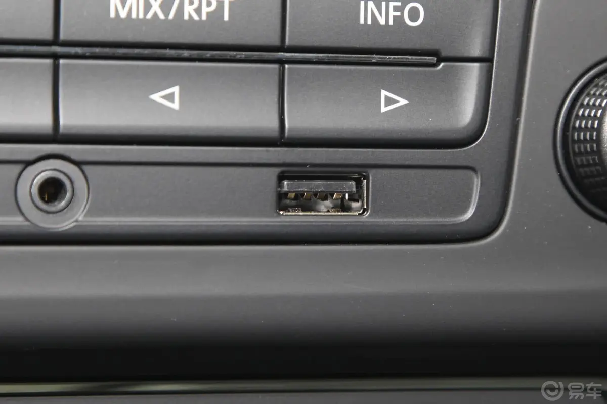 桑塔纳1.6L 手动 舒适版USB接口