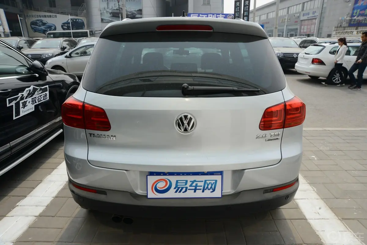 Tiguan2.0 TSI R Line正后水平