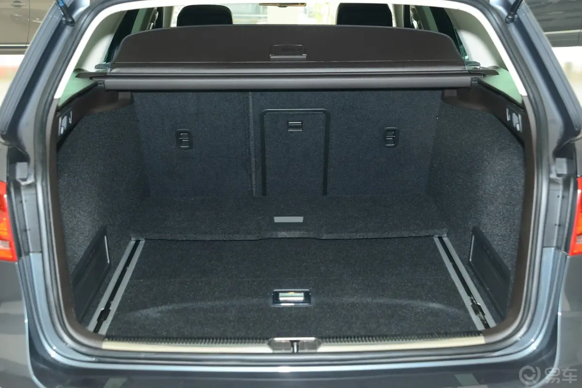 迈腾(进口)旅行版 2.0T 舒适型行李箱空间