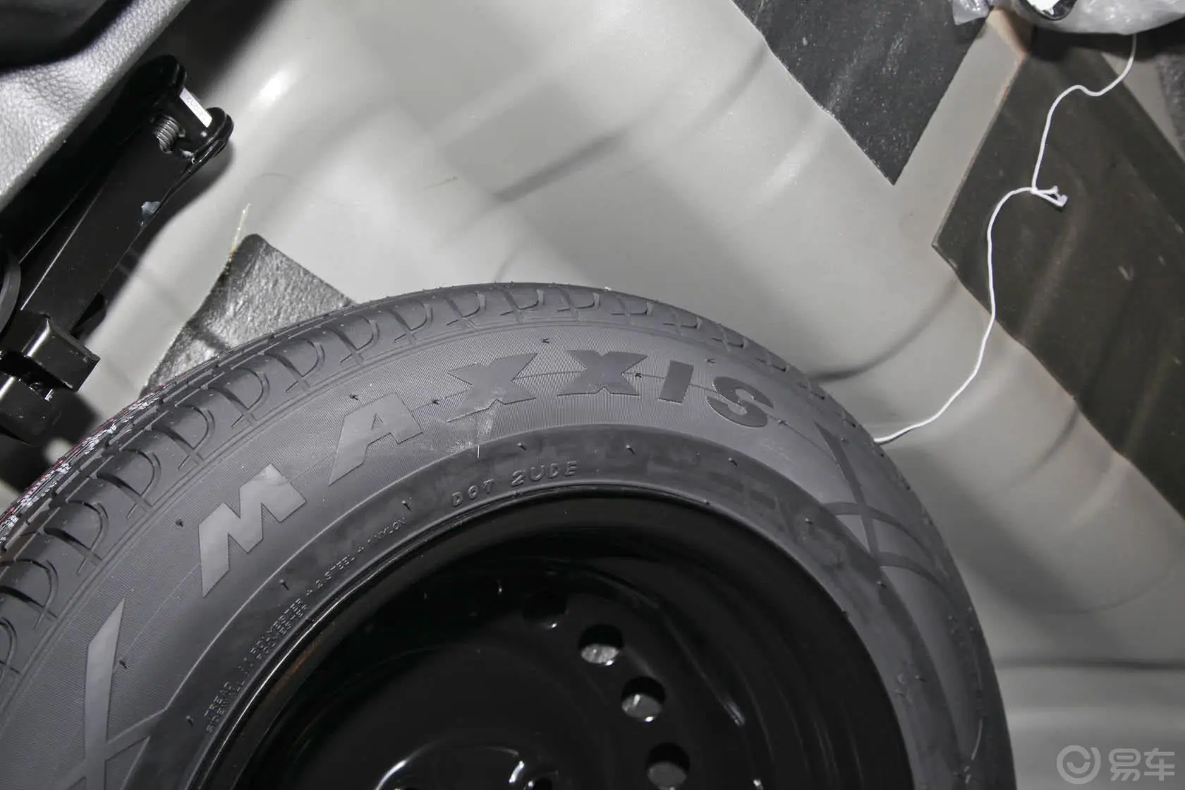 轩逸1.6L 手动 XE 经典舒适版备胎品牌